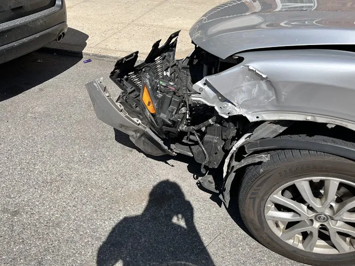 Mason E & M Auto Body 7