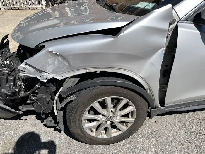 Mason E & M Auto Body 9