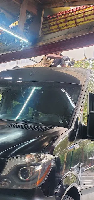 Paulino Auto Glass 6