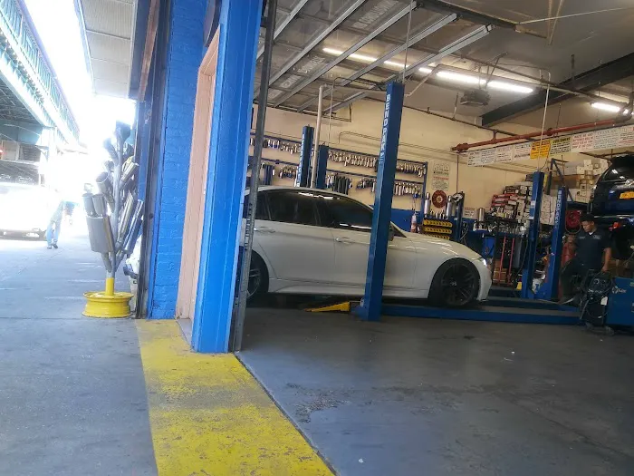 AutoZone Auto Parts 7