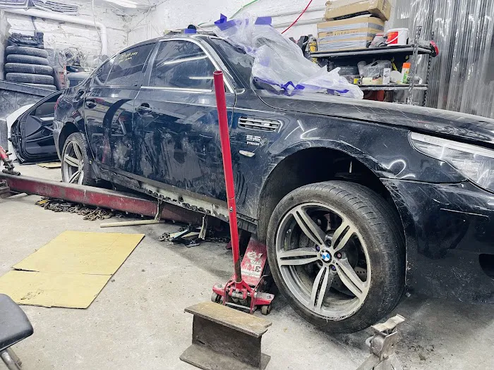 Xtreme quality auto collision II 1