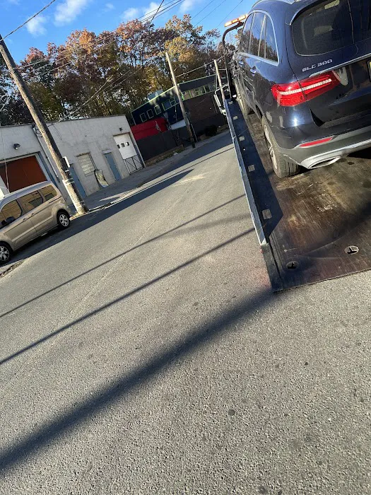 Crash Gordon's Auto Body 0