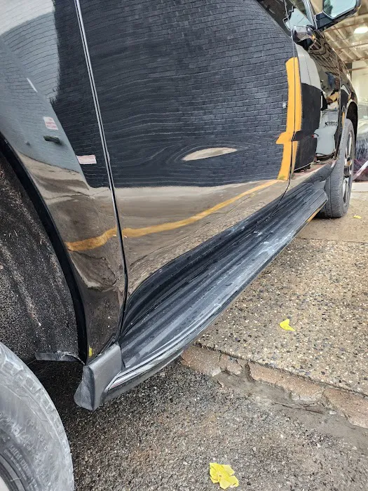 Deluxe Auto Collision Repair 4