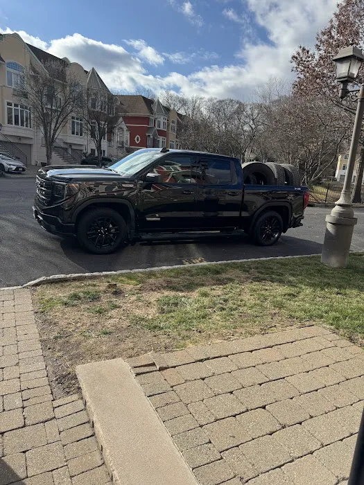 24 Hour Truck Tire Service 6