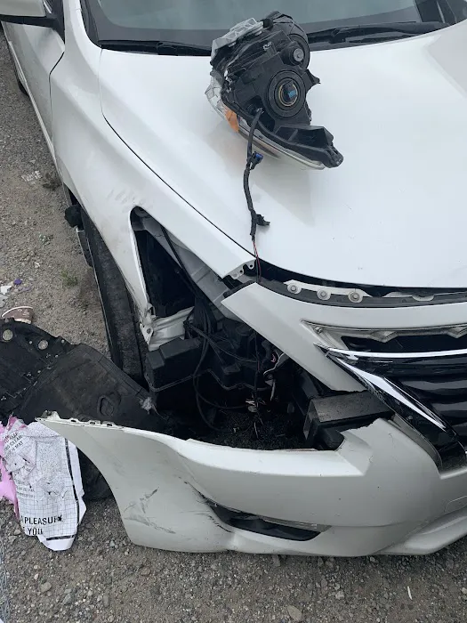 Edgewater Collision 4