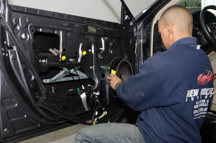 New Rochelle Auto Body Inc 3