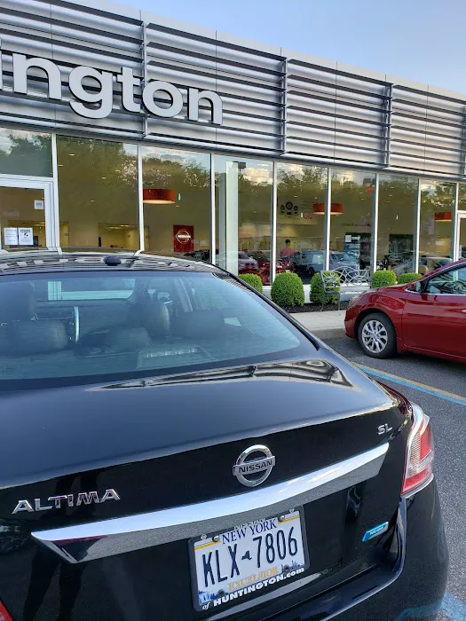 Nissan of Huntington Service 2