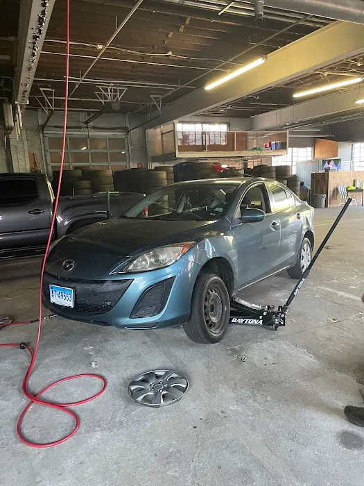 Danny's Tires 4