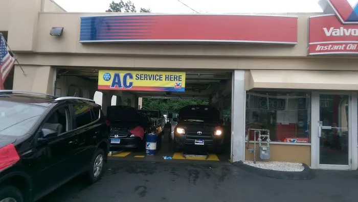 Valvoline Instant Oil Change 3