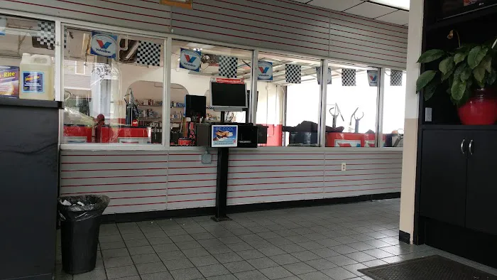 Valvoline Instant Oil Change 1