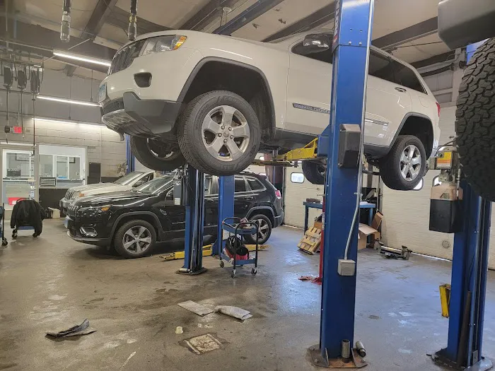Service - Garavel Jeep Dodge Ram Chrysler 1