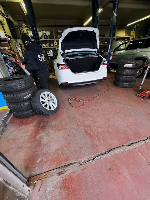 Monro Auto Service and Tire Centers 8