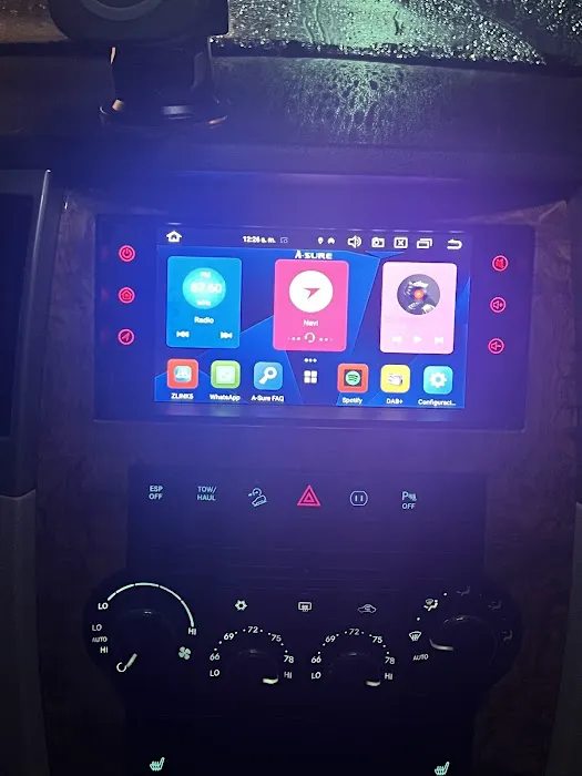 Spanking Clean Auto Sound and Security 0