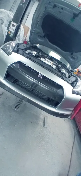Maple Auto Care 8