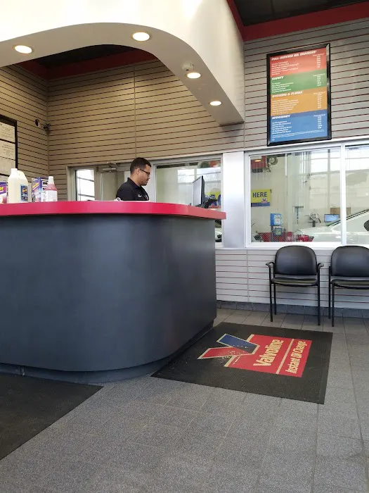 Valvoline Instant Oil Change 7