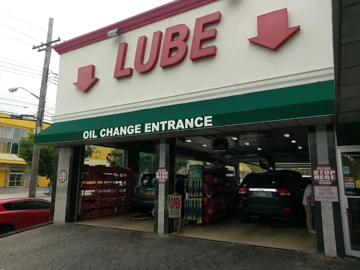 Castrol Car Wash And Lube 3