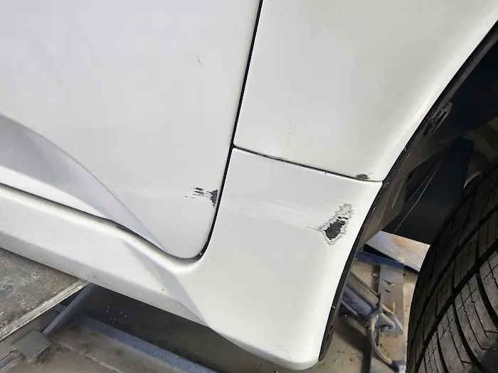 Ultimate Auto Body 7