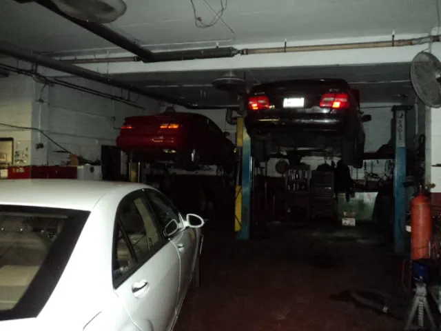 Solly's Auto Center 0