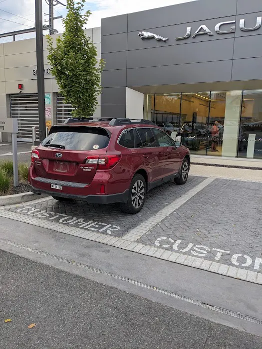 Land Rover New Rochelle Service Center 3