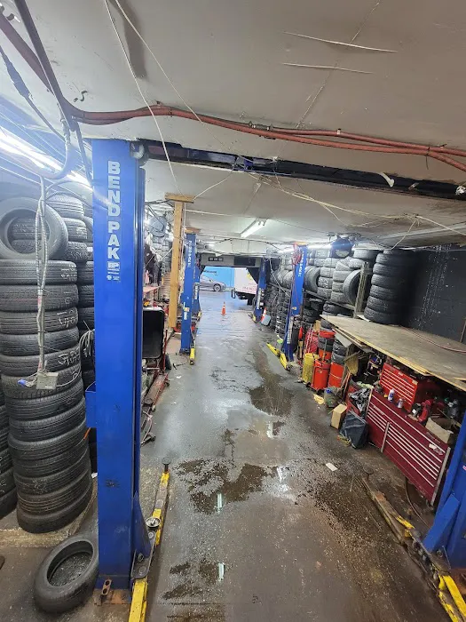 Macaros Auto Repair 0