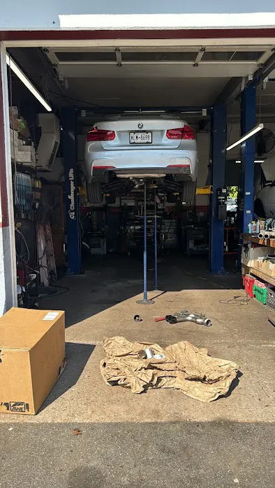 Bobby's One Stop Custom Exhaust Auto Repair Shop 3