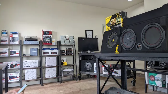 Bos Tint and Sound 0