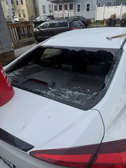 MR WINDSHIELD AUTO GLASS 0