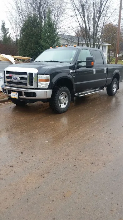 Seubert Auto Body LLC 0