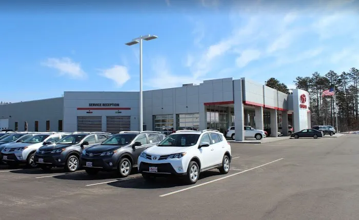 Service: Rhinelander Toyota 2