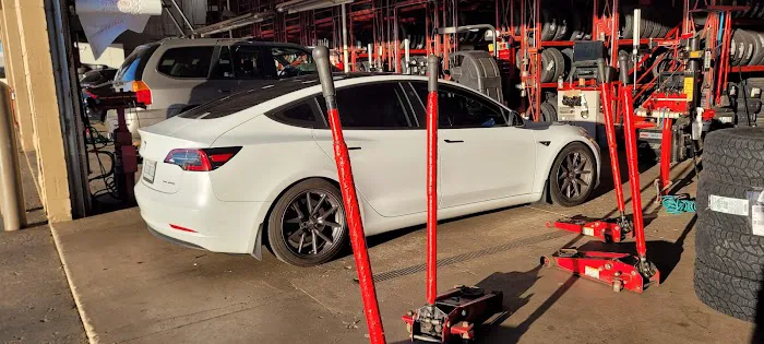 Discount Tire 8