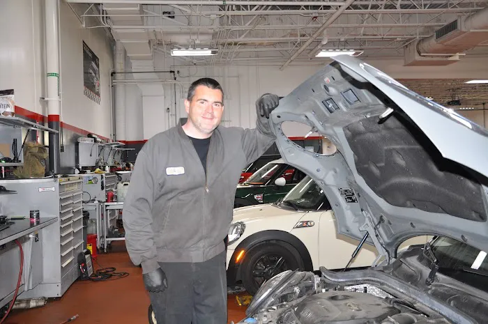 Bill Jacobs MINI Service & Parts Center 2