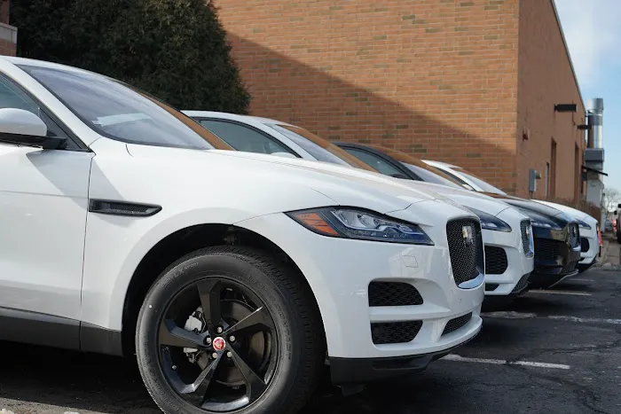 Land Rover Naperville Service 4