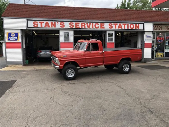 Stan's Service Station 8