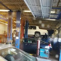 Velasquez Muffler & Brakes