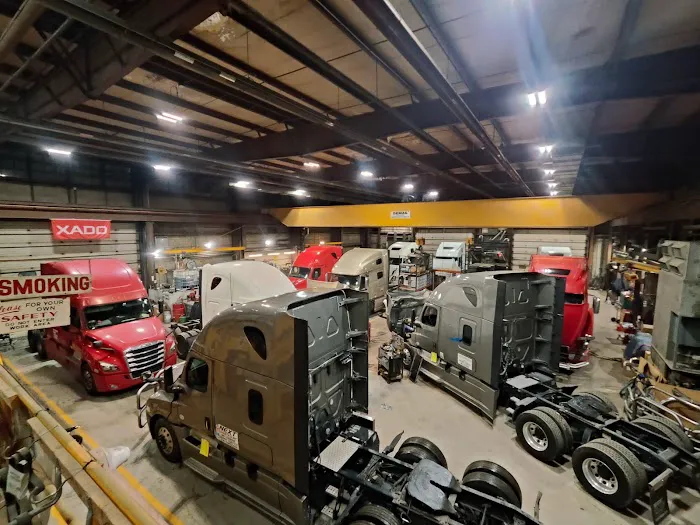 M D M Truck Repair 9