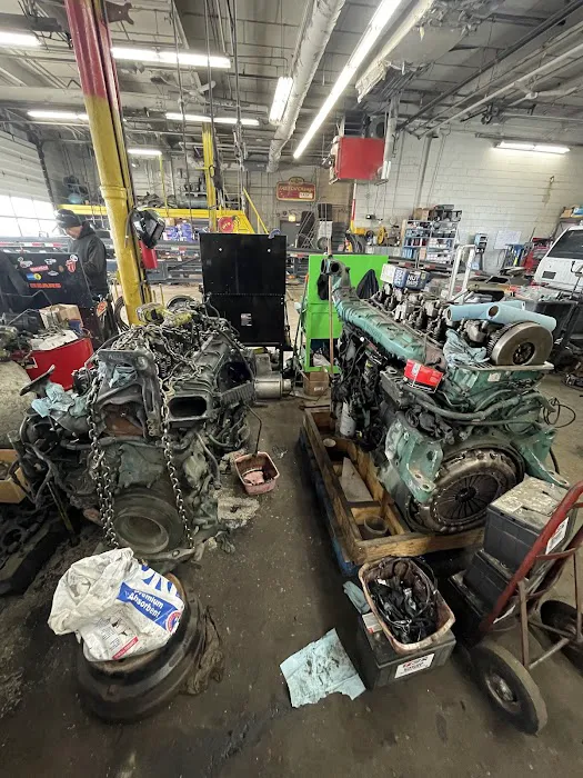 M D M Truck Repair 8