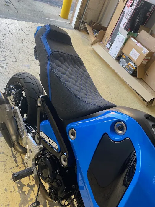 TOP STITCH AUTO UPHOLSTERY & CONVERTIBLE TOP REPAIR 5