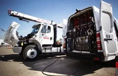 Mobile Truck Repair Road Service 9