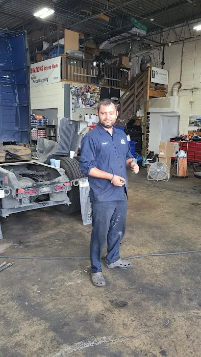 Husky Truck Repair 7