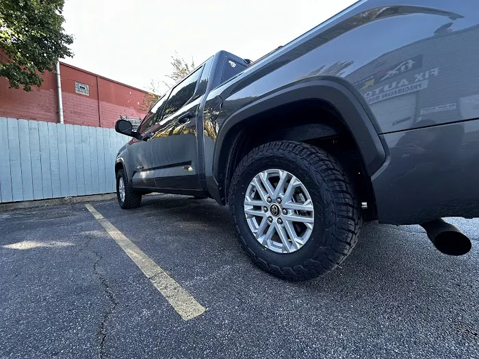 Chihuahua Tire & Rims - Elgin 4
