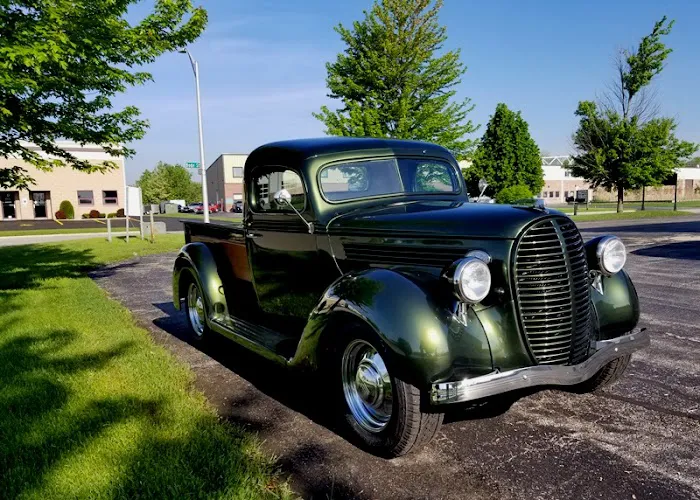 Contours Auto Body LLC 6
