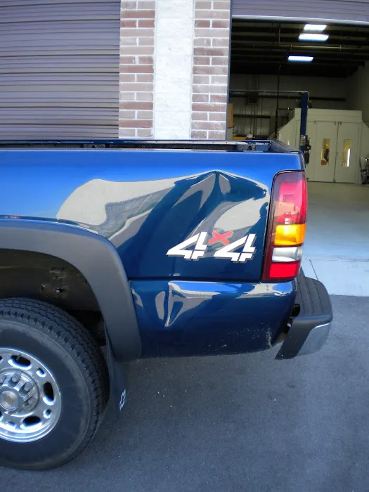 Contours Auto Body LLC 4
