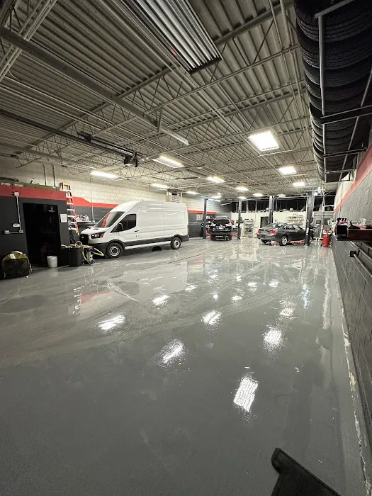 AutohouseUA - Schaumburg (Auto Repair Shop) 1