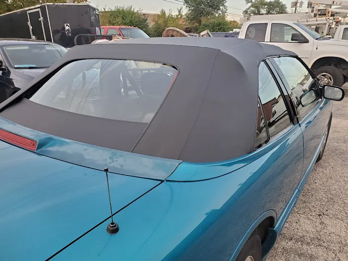 Bella Auto Interiors & Convertible Top Repair 4