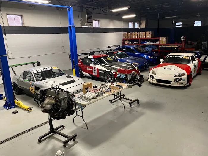 PHD Racing Lab 8