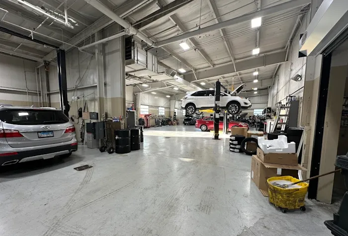 Castle Hyundai Downers Grove Service Center 4