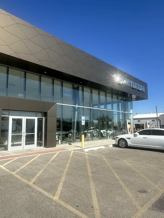 Hart's Collision Center 7