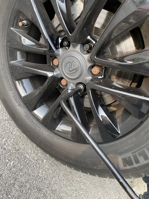 Hart's Collision Center 8