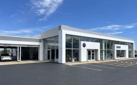 Castle Volkswagen of Downers Grove Service Center