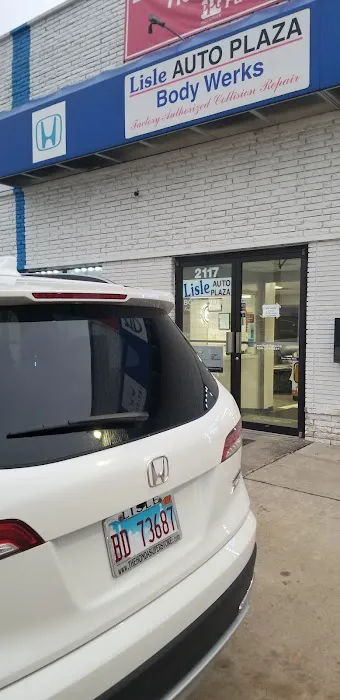 Lisle Auto Plaza Body Werks 3